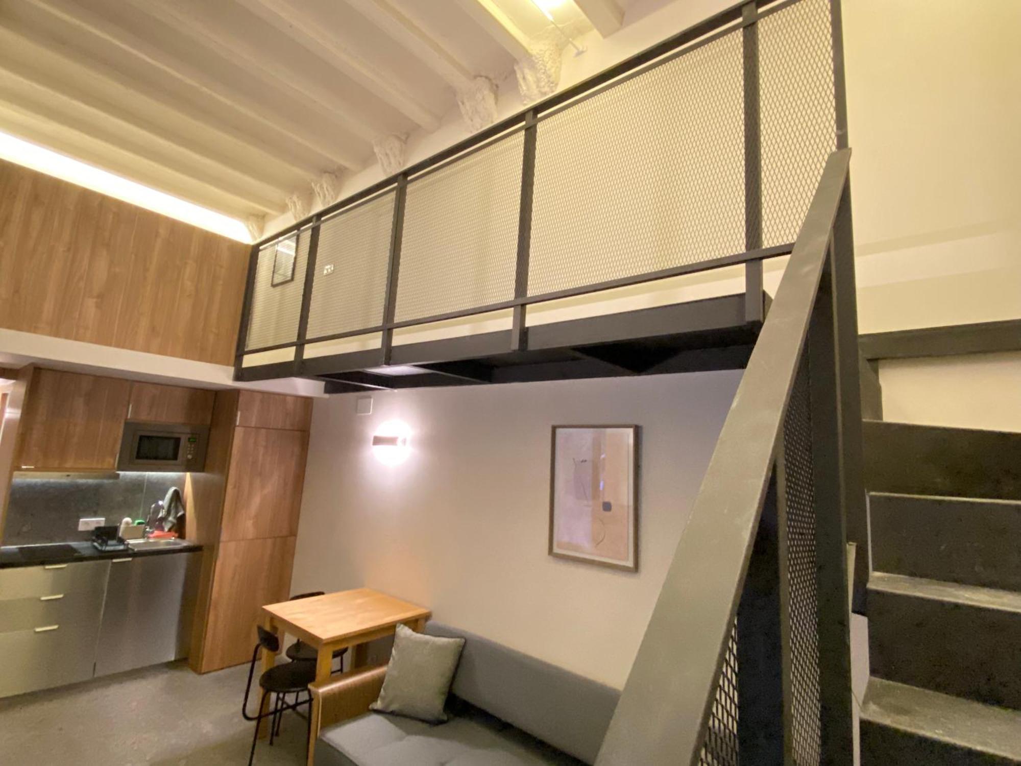 Unique Living Born & Apartment